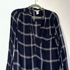 H&M Navy Plaid Button Up Long Sleeved Shirt